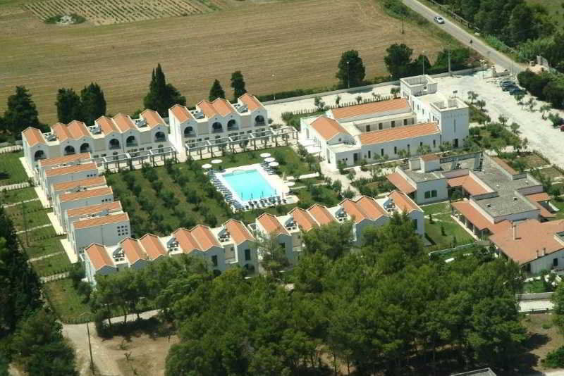 Family Village Otranto Алимини Екстериор снимка