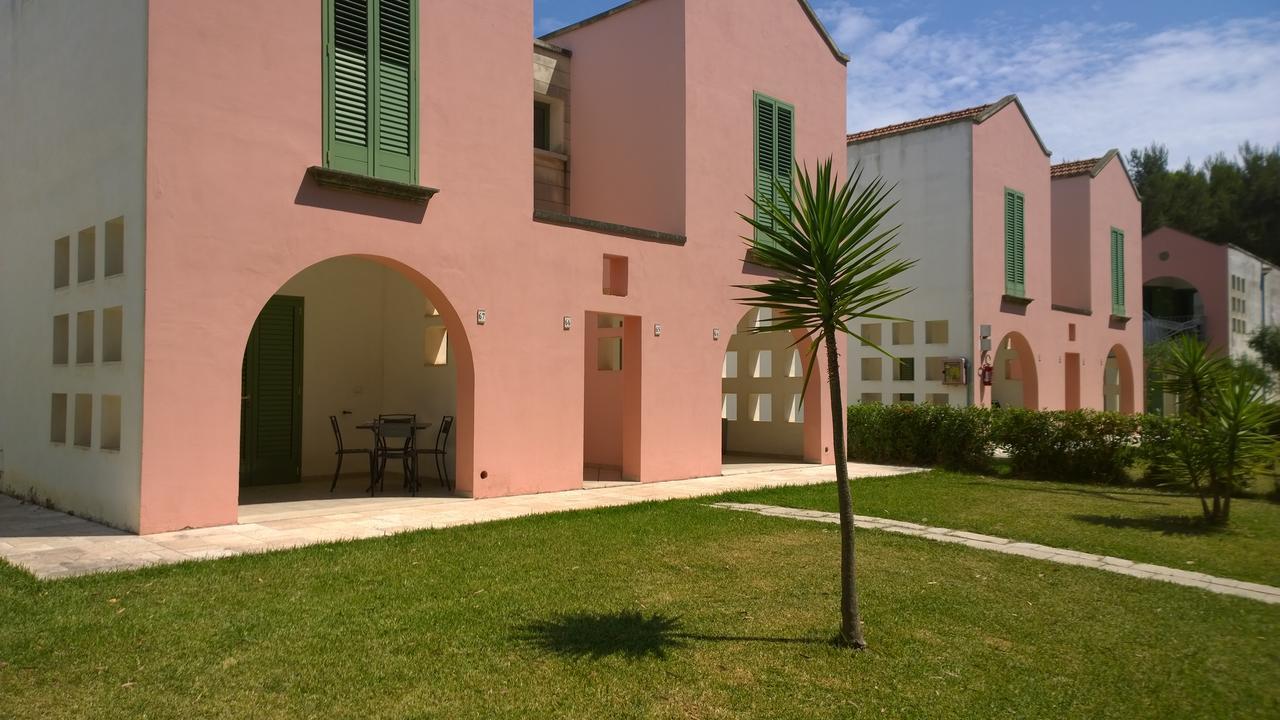 Family Village Otranto Алимини Екстериор снимка